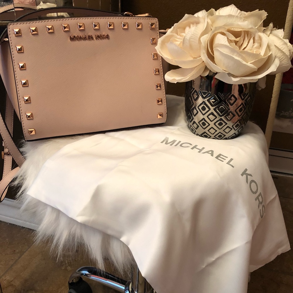 MK medium Selma handbag